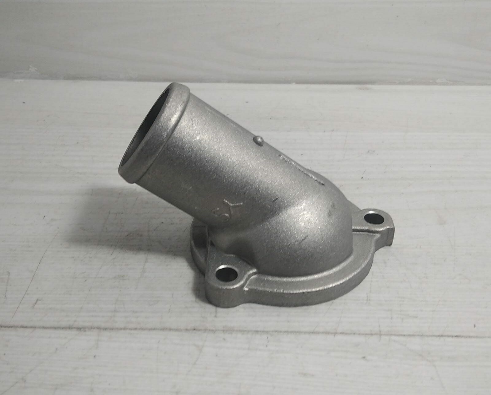 Mazda e2200 98- termostat kapagı  y.m. rfb3-15-172a