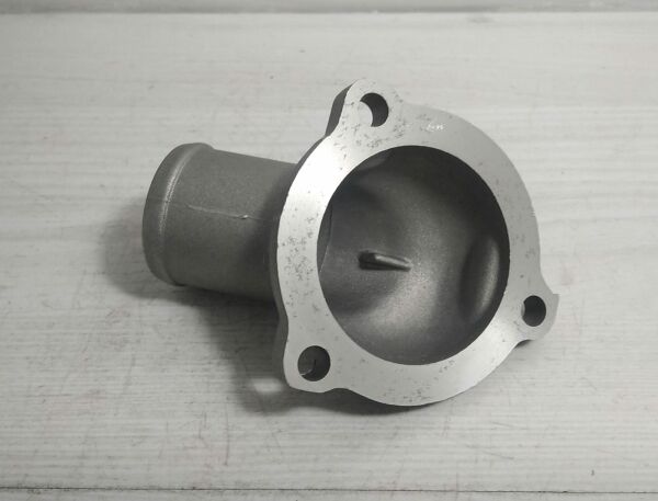 Mazda e2200 98- termostat kapagı  y.m. rfb3-15-172a