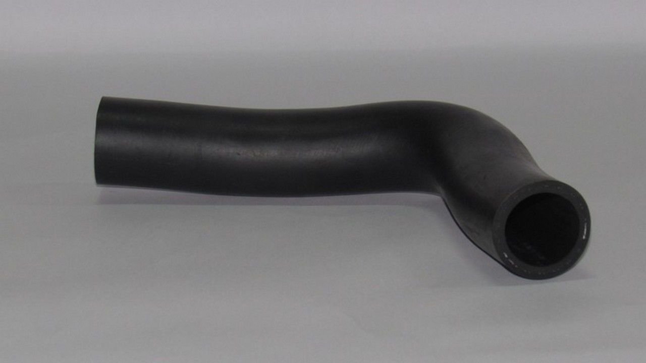 626 RADYATÖR ÜST HORTUMU