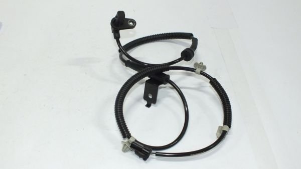 SANTAFE 06-10 / SORENTO 09- / IX-55 ABS SENSÖRÜ ÖN SAĞ