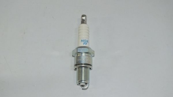 BPR6ES ATEŞLEME BUJİSİ