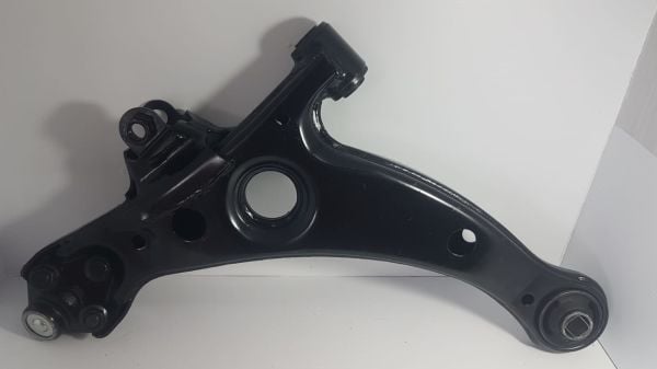 avensis salıncak sağ 97-02