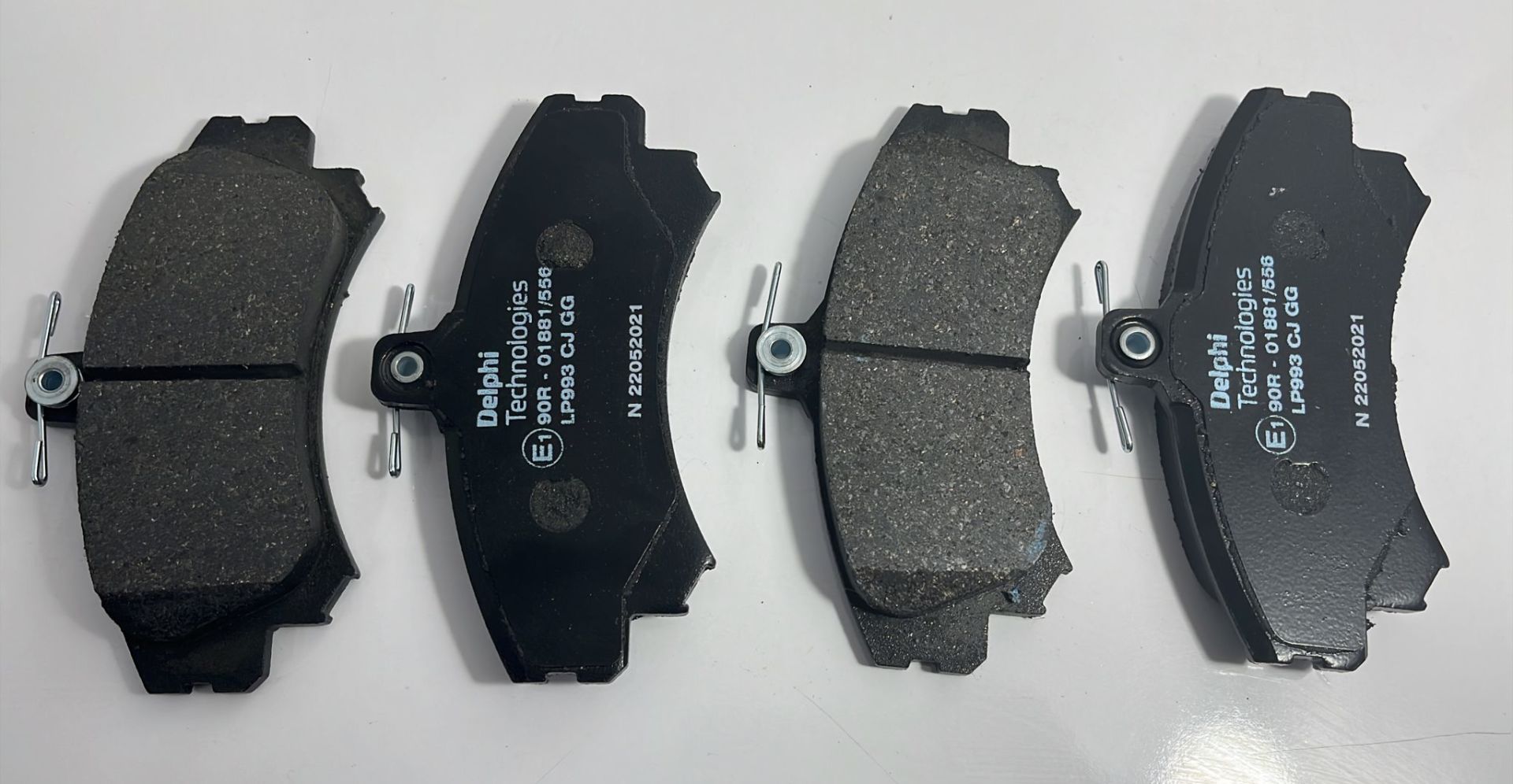 BALATA ÖN CARISMA 1.8 96-00/COLT 05-