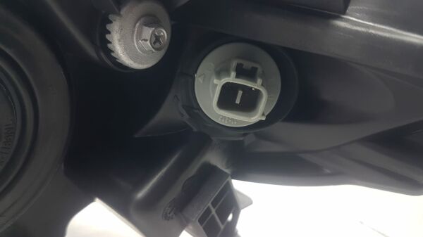 Far Corolla Sağ 06- Elk.