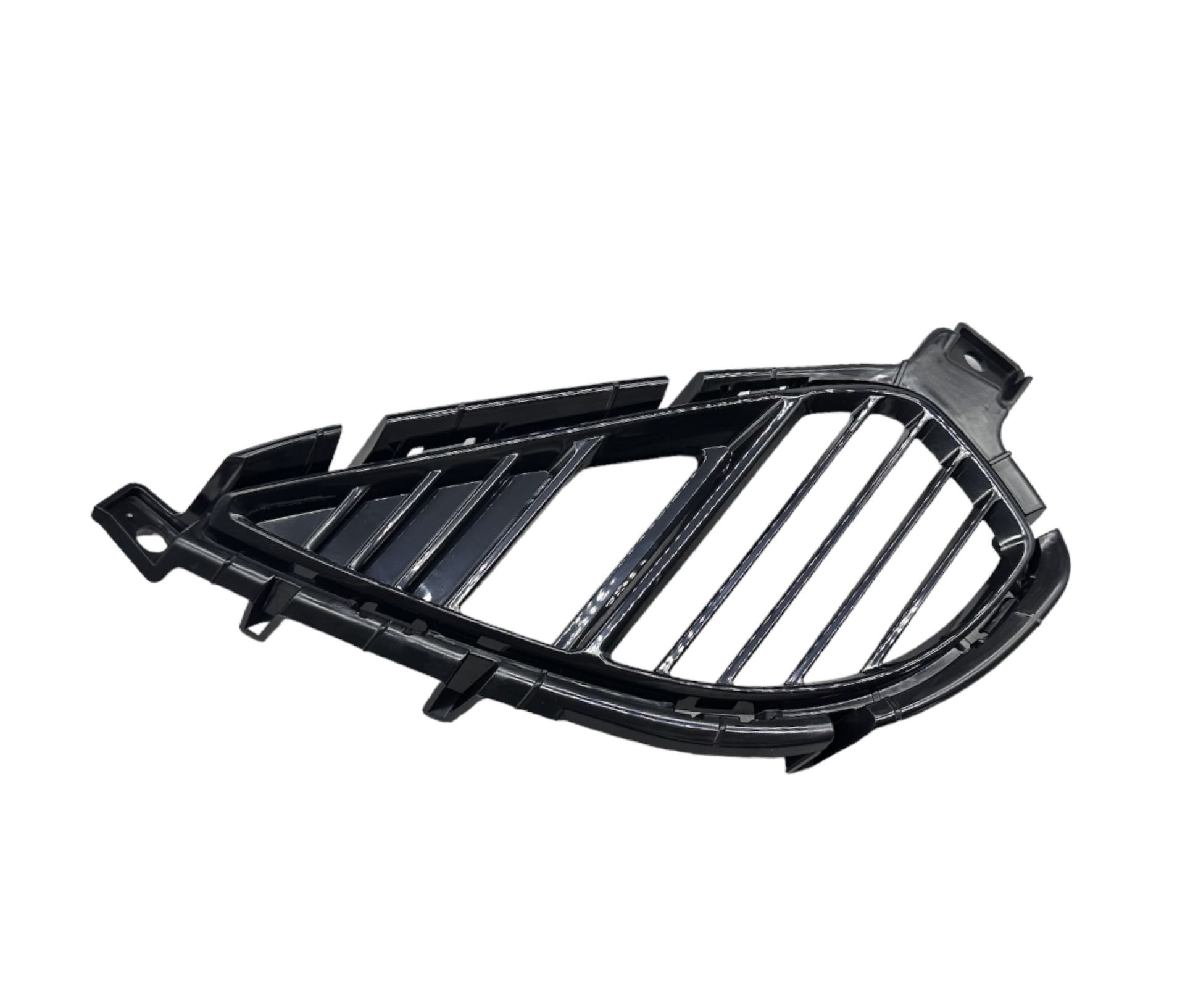 KAPAK REFLEKTÖR TAMPON CERATO 22-24 ARKA RH