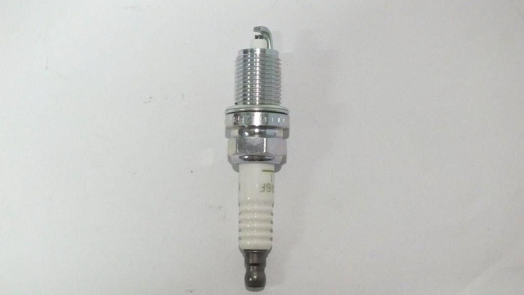 ACCORD 90-98 / PRELUDE / CIVIC 06-12 H.B 1.4 / CRV 97-02 / ROVER 600 93-00 / OPEL CALIBRA / CRUZE 1.6 F16D ATEŞLEME BUJİSİ