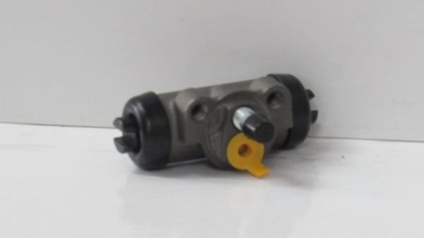 L 200 01-06 ARKA FREN SİLİNDİRİ  SAĞ