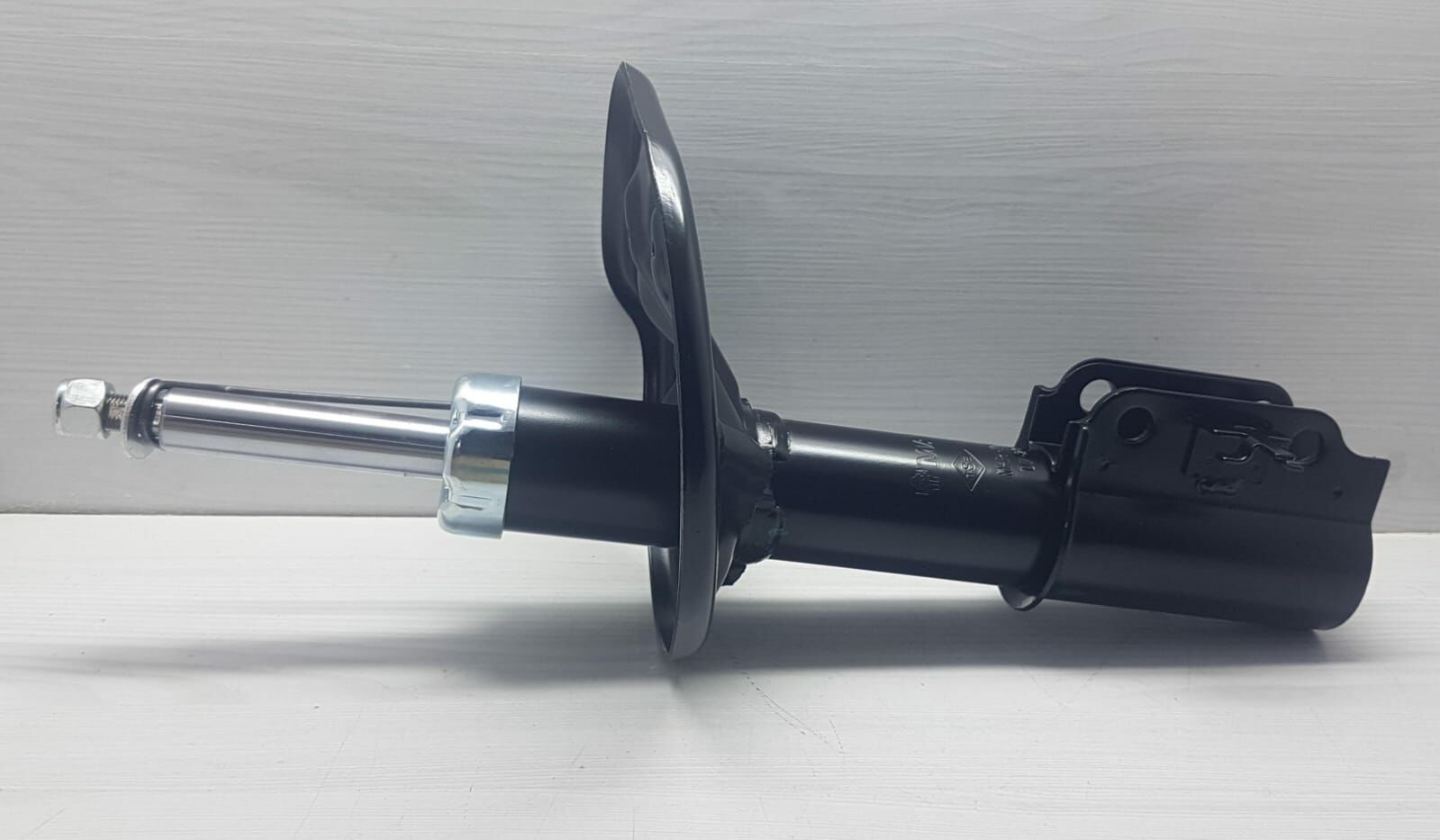 323 ön amortisör sağ 1990-1995