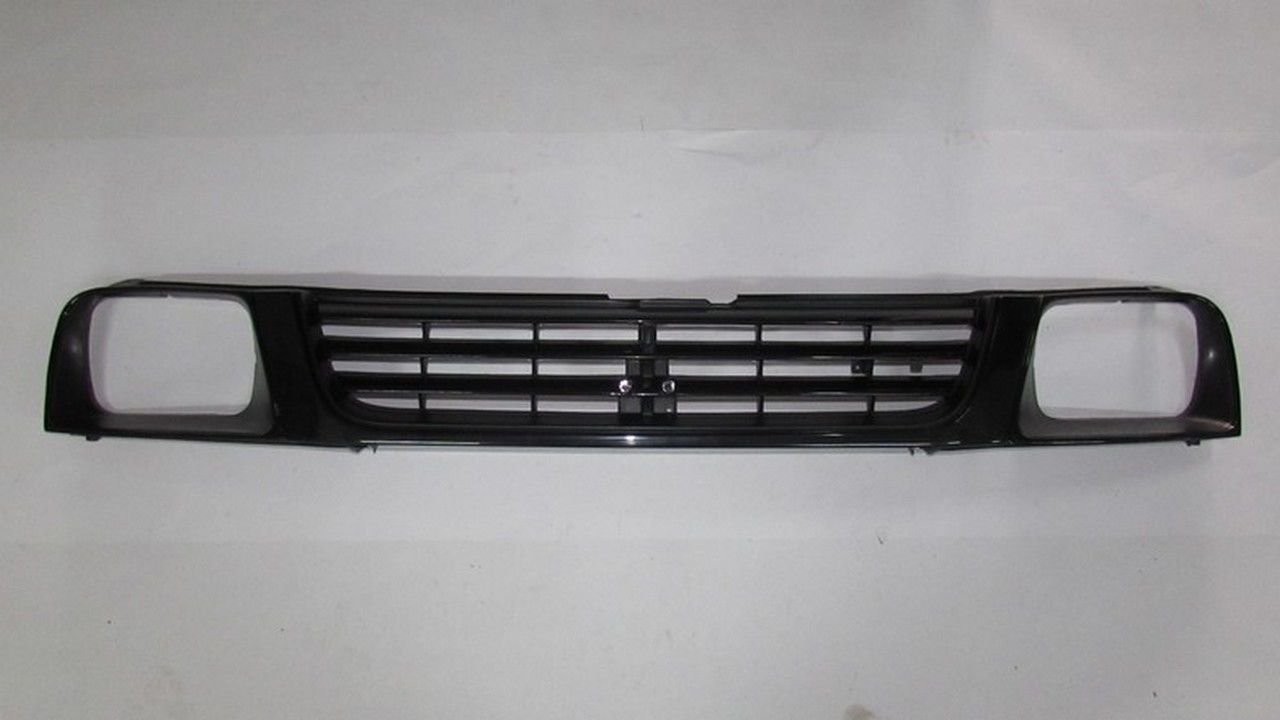 L200 1999-2001 PANJUR ÖN SİYAH UZUN TİP