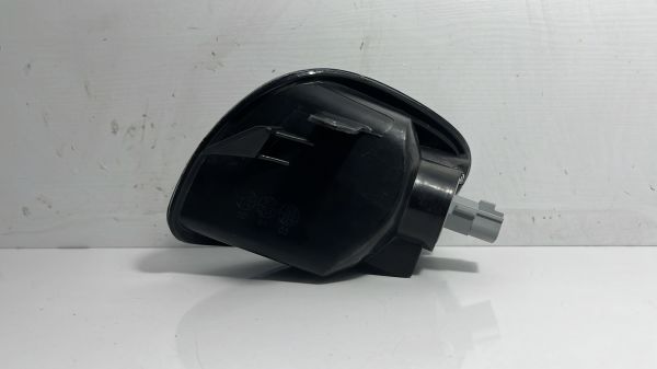 Sinyal Corolla Sağ 00-02