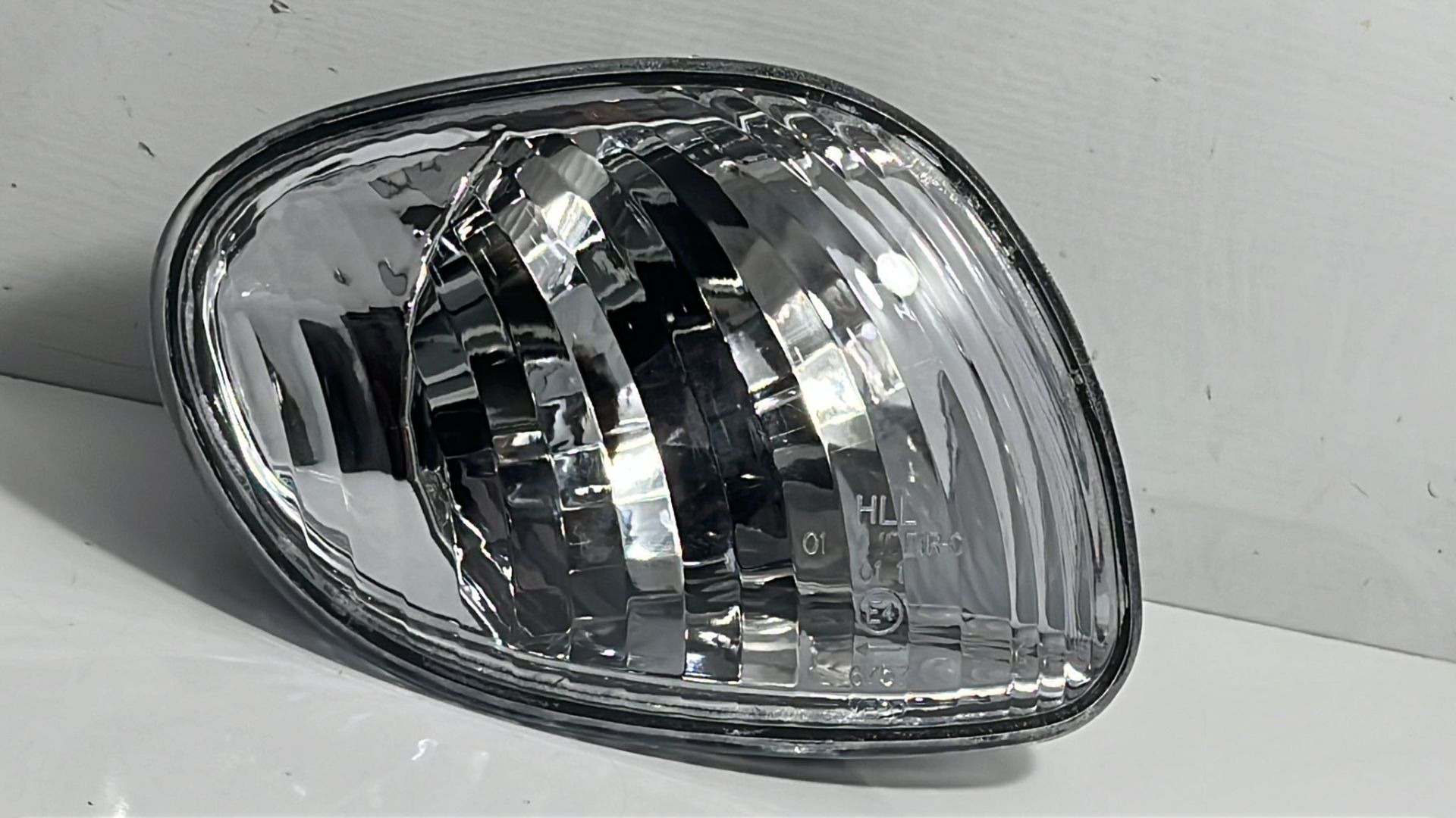 Sinyal Corolla Sağ 00-02