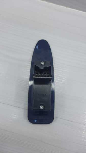 Carisma Sağ Cam Düğmesi Mavi Tekli