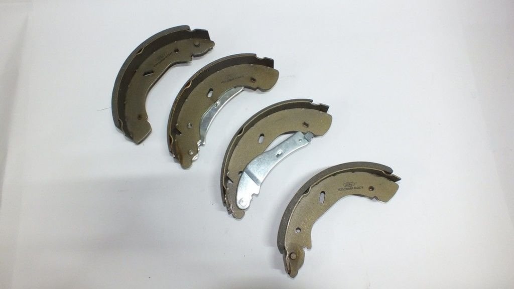 V184 TRANSIT FREN BALATASI ARKA