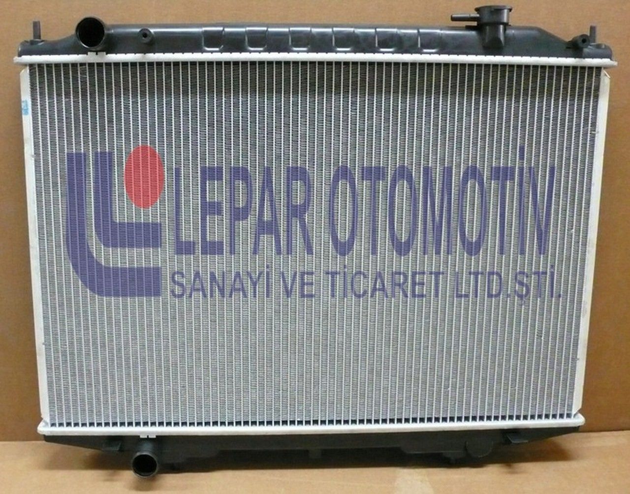 SKYSTAR RADYATÖR DÜZ VİTES BRAZING TİP