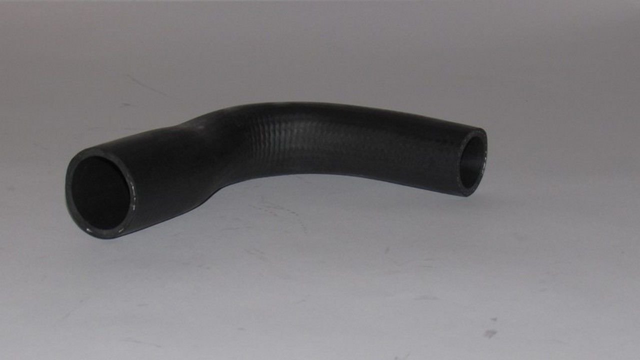 E2200 BESTA RADYATÖR HORTUMU ÜST