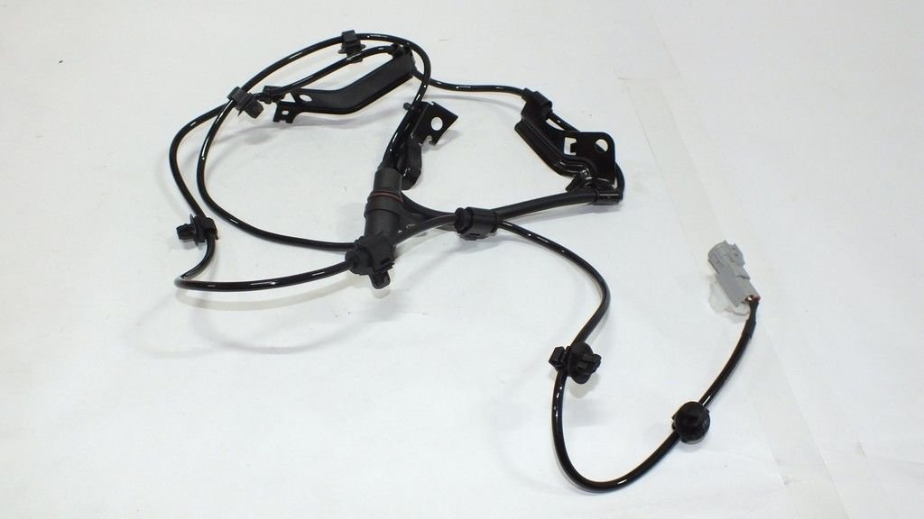 HILUX VIGO 2.5 D-4D 2004-2015 ABS SENSÖRÜ ÖN SOL