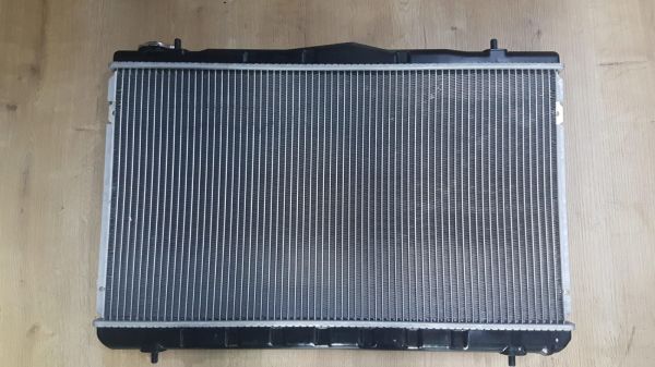 RADYATÖR ELANTRA 96-00 DÜZ M/T