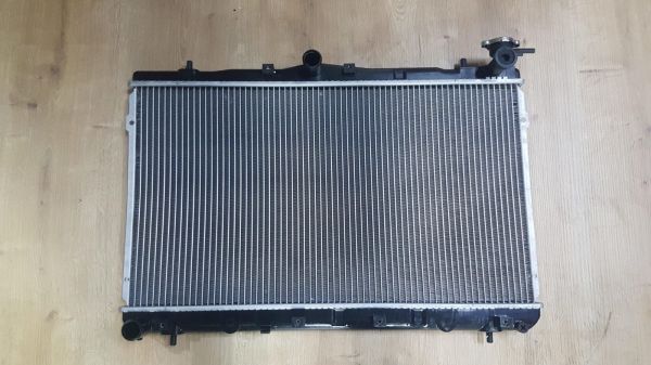RADYATÖR ELANTRA 96-00 DÜZ M/T
