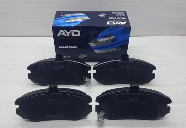 BALATA ÖN ELANTRA 2004- ÜSTÜ KULAKLI