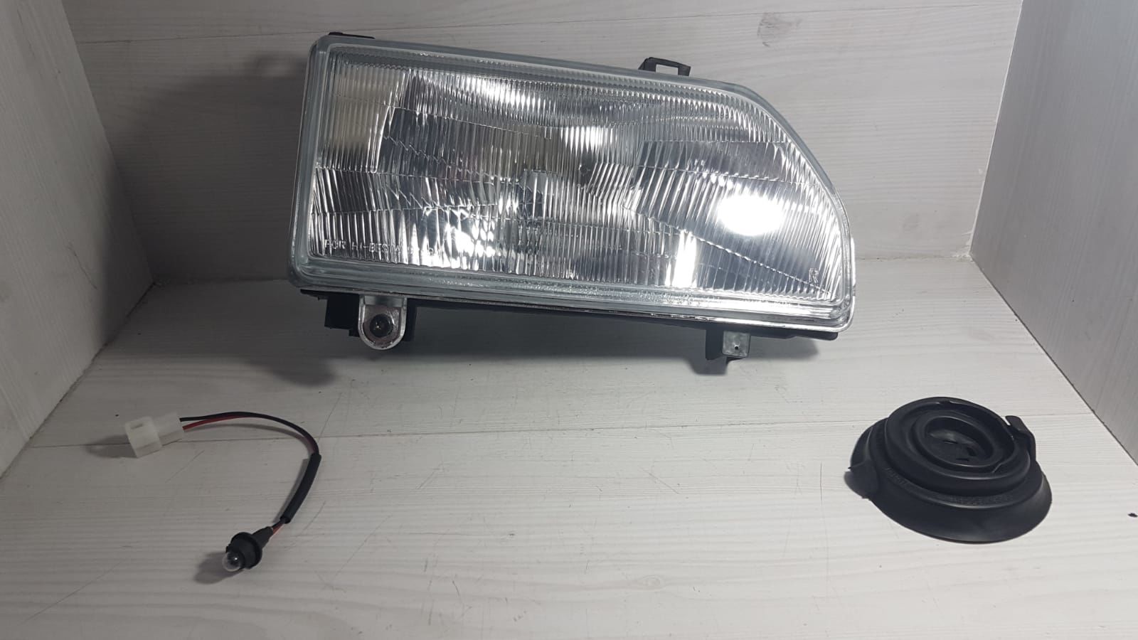 besta far sağ ön LAMBA