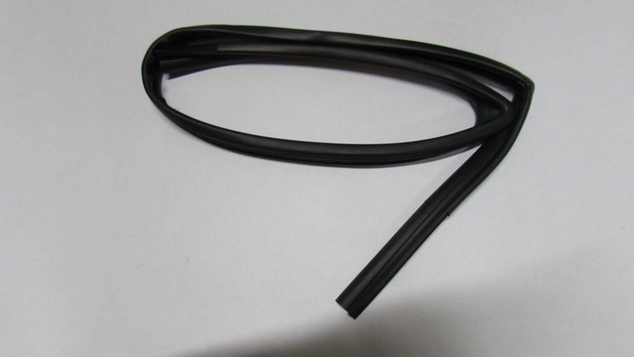 GETZ 2006-2010 CAM U FİTİLİ ÖN KAPI SAĞ