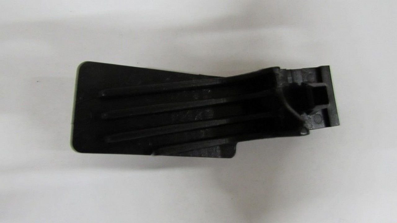 COROLLA 2007-2013 KAPUT SERVİS ÇUBUĞU (KAPUT DAYAMA TUTUCU)