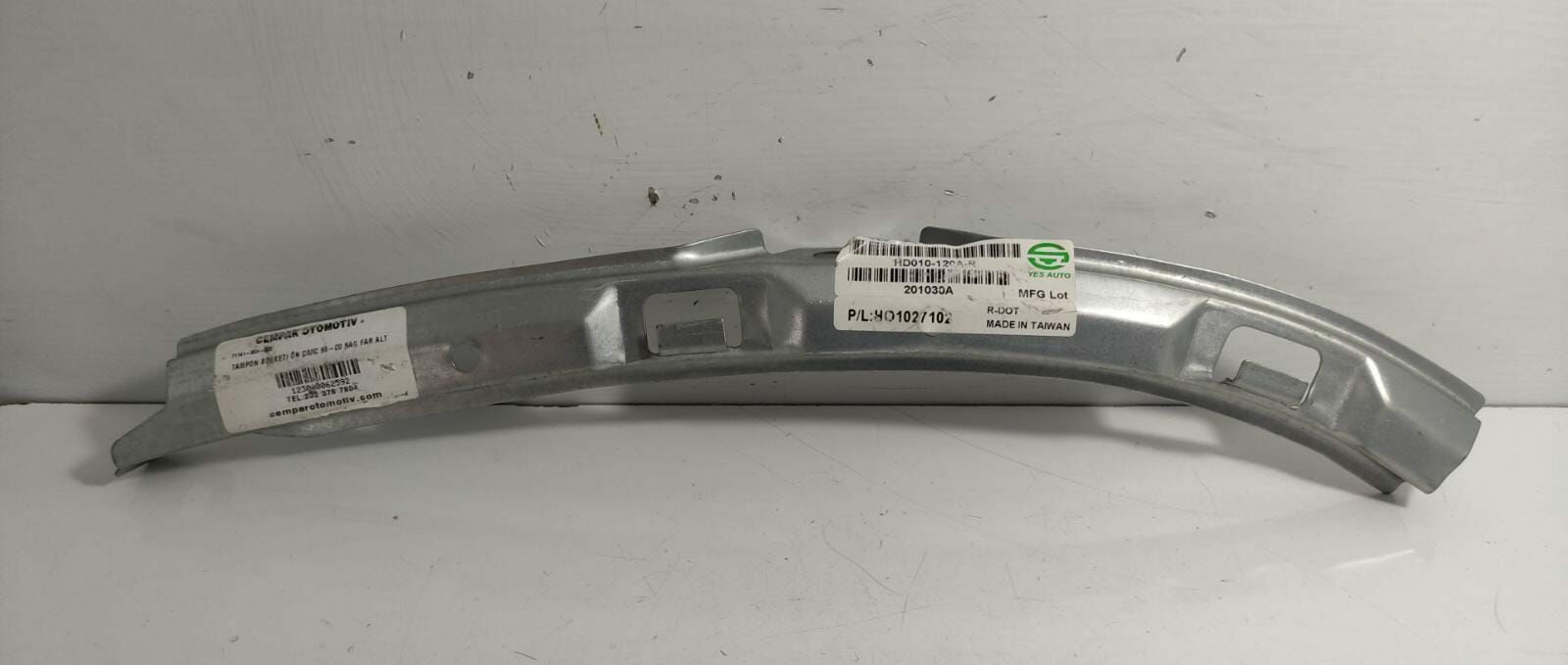 Tampon Braketi Ön Civic 96-00 Sağ Far Alt Saci