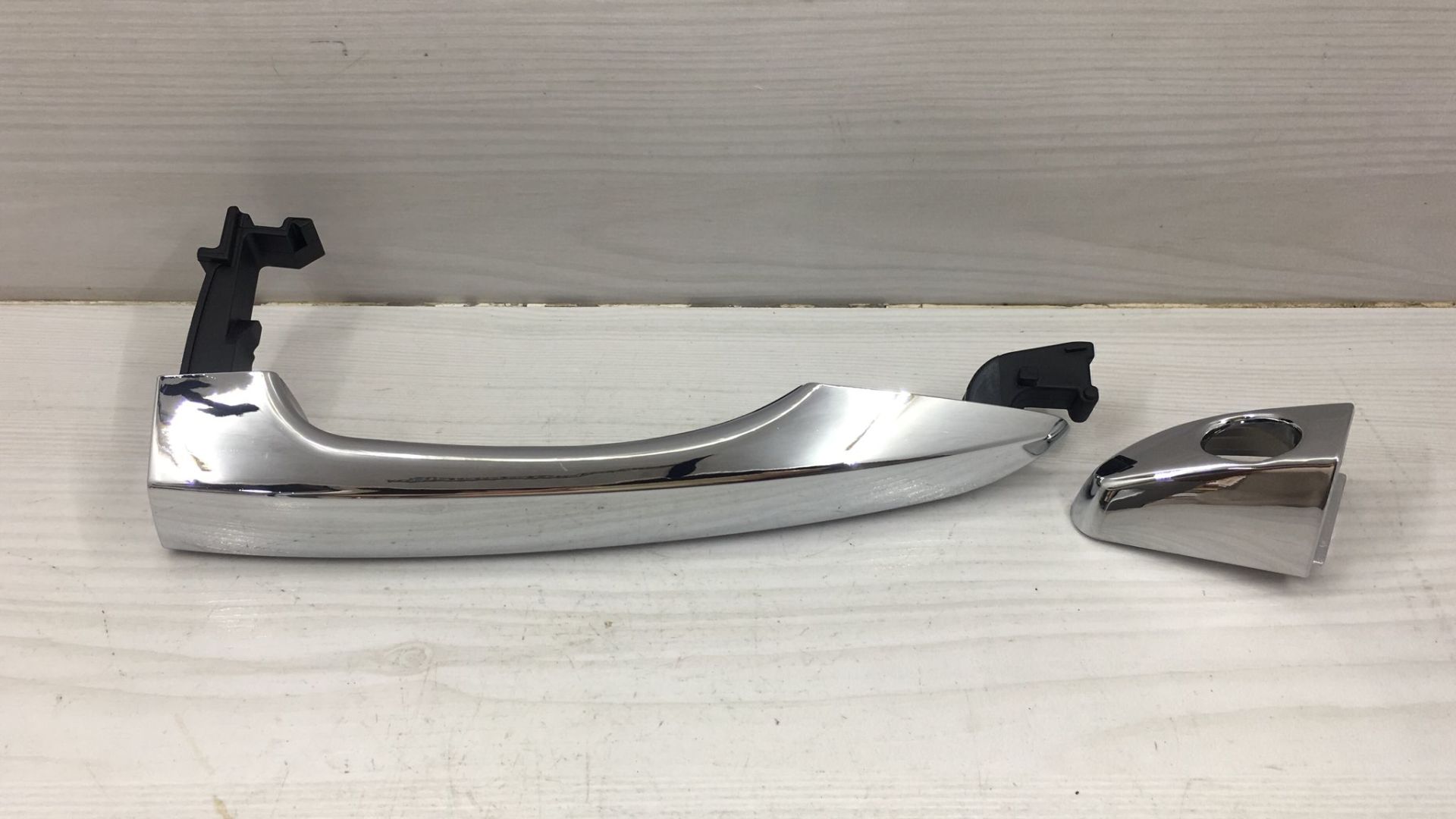 Kapi Kolu Tucson Ön DIŞ Sol 15-