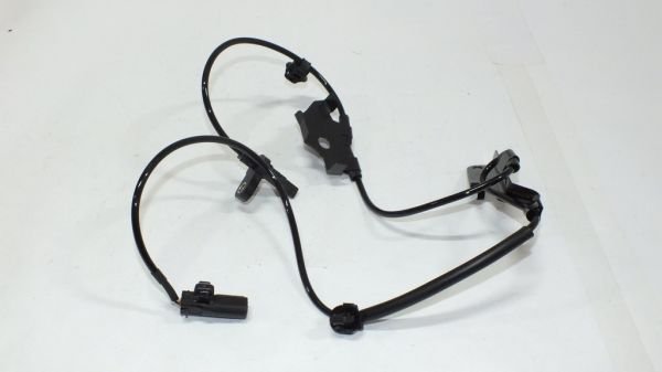 COROLLA 06-19 / AURIS 07-11 / AVENSIS 08-14 / VERSO 07-  / PRIUS ABS SENSÖRÜ ÖN SAĞ