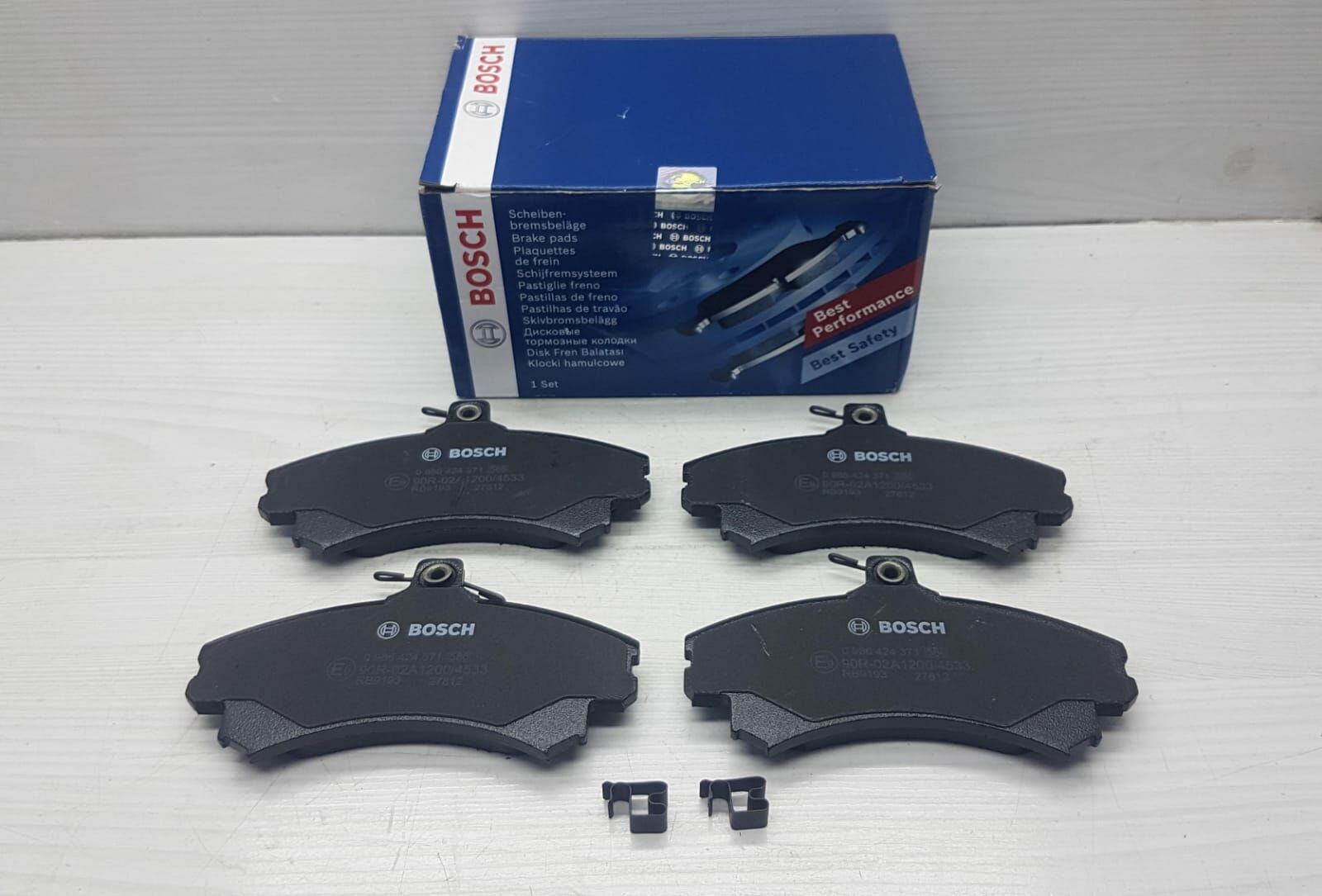 BALATA ÖN CARISMA 1.8 96-00/COLT 05-