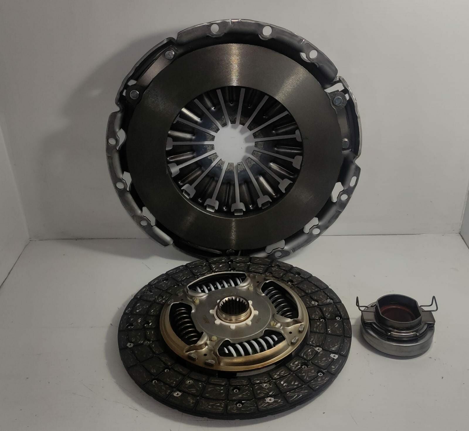 Debriyaj Seti Hilux 06=Viğo