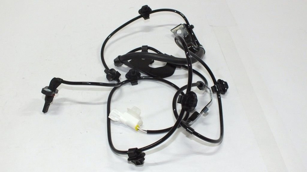 HILUX 2016- ABS SENSÖRÜ ÖN SAĞ