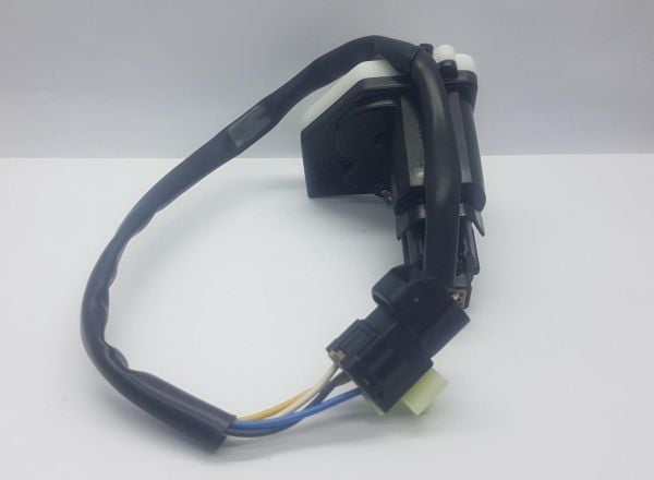 Kilit Motoru Getz Sağ Ön/Arka 5 Fisli