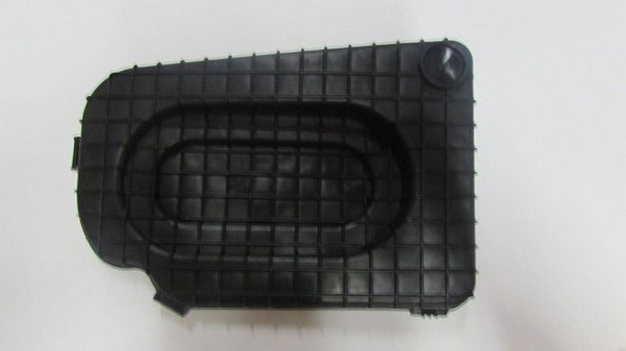 H 100 KMY 2005- HAVA FİLTRE ÜST KAPAĞI