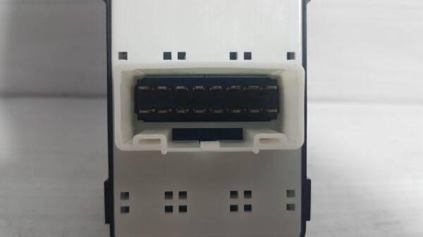 elantra cam düğme sol 14-