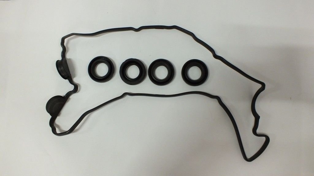 SUNNY 1990-1995 / PRİMERA 1,6 1997-2000 KÜLBÜTÖR KAPAK CONTA BUJİ KEÇELERİ İLE BİRLİKTE