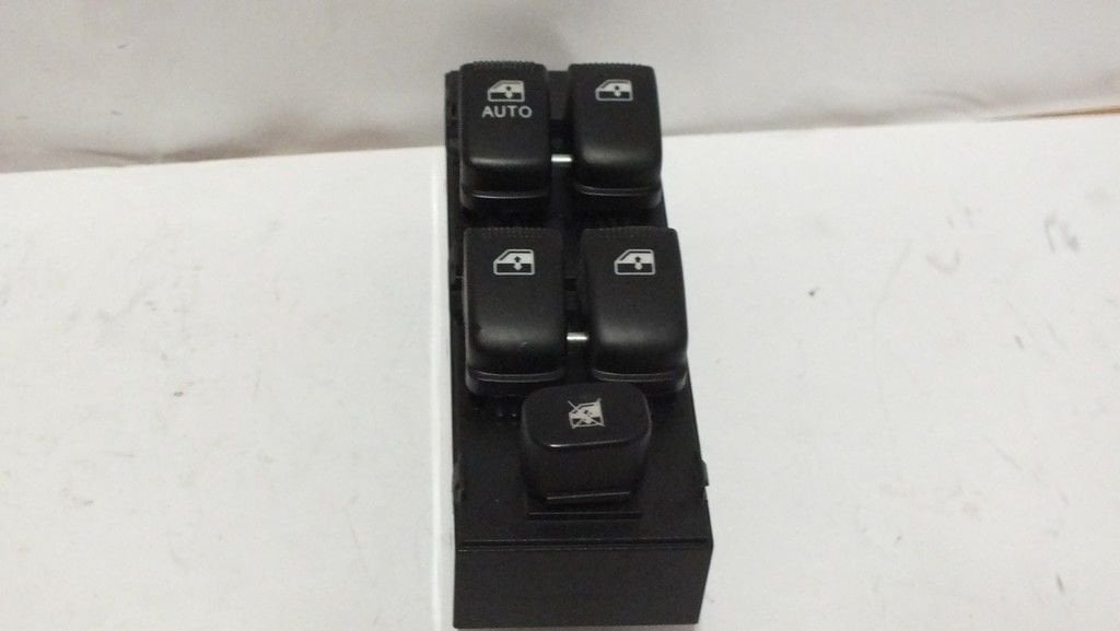 GETZ 2006- CAM KALDIRMA DÜĞMESİ ÖN SOL