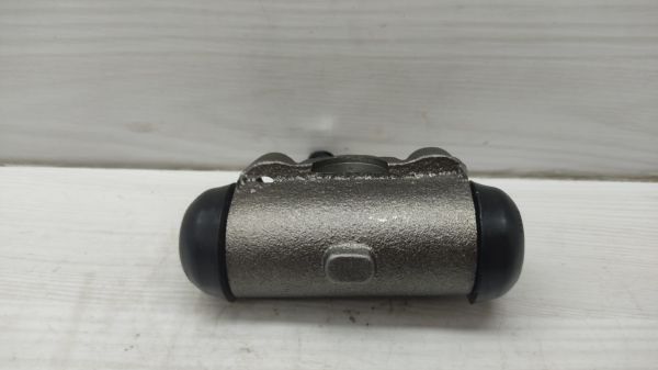 Fren Silindiri B2500 96-00 Sol