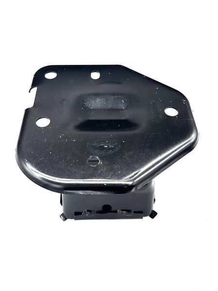 DEMİR TAMPON BAĞLANTI AYAK QASHQAİ 14-16 ARKA LH (TAMPON BABASI)