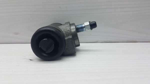 Fren Silindiri L200 10-15 DIŞi R/L arka fren merkezi