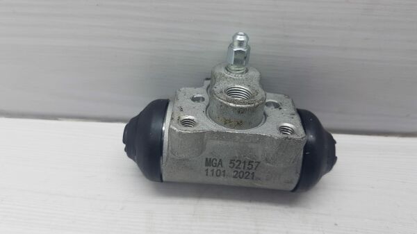 Fren Silindiri L200 07-23 arka Sol arka fren merkezi