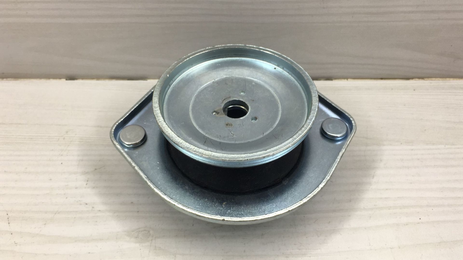Amortisör Takozu Sirion 00-05 Ön Üst