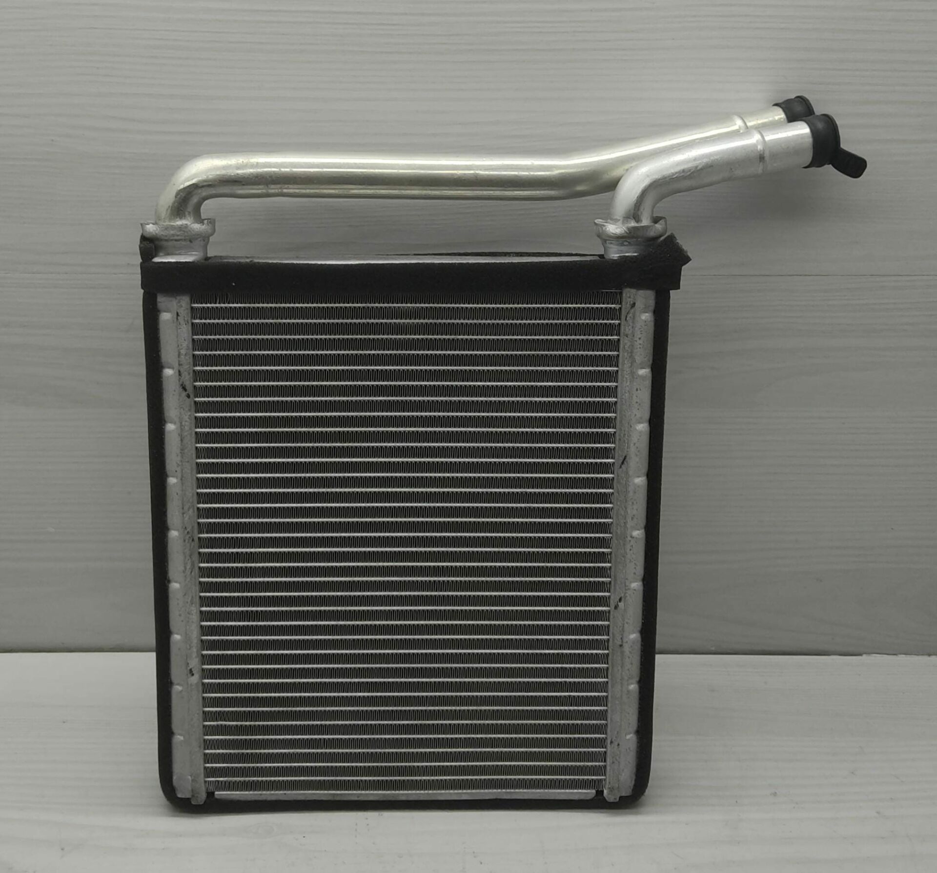 Kalorifer Radyatörü Corolla/Auris 06-13