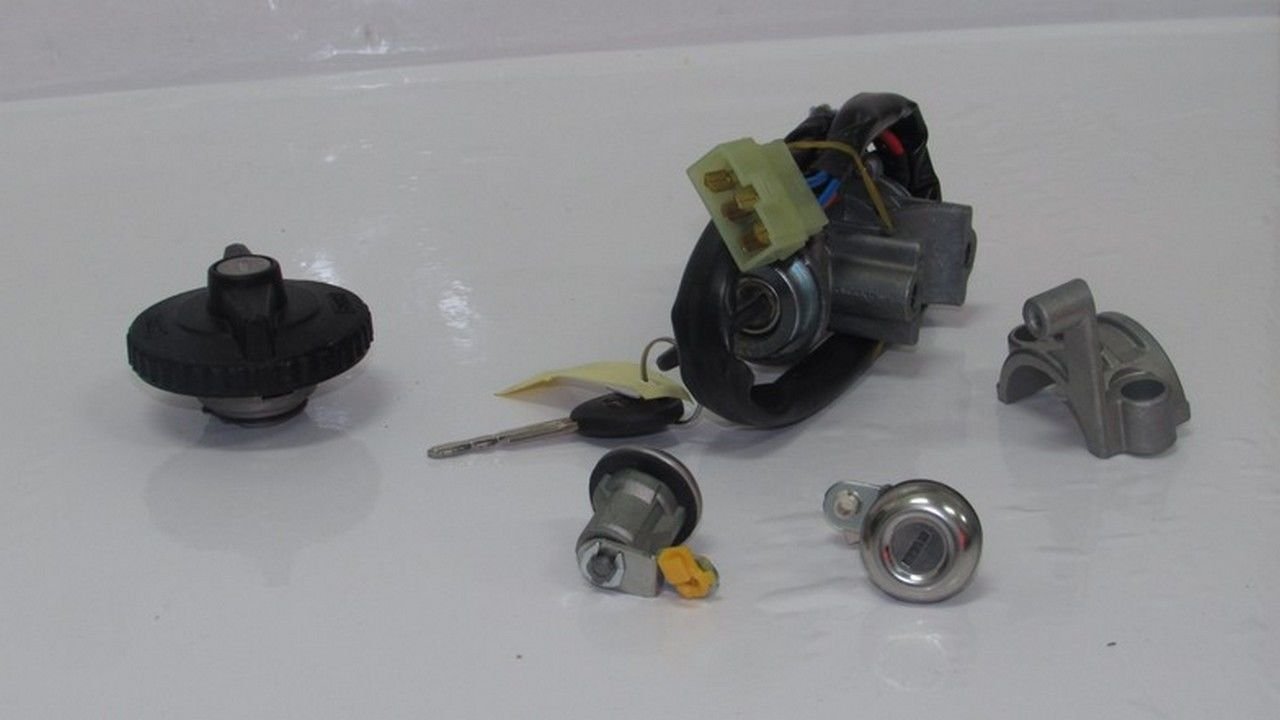 H 100 KMY 1994-1996 KONTAK KİLT TAKIMI