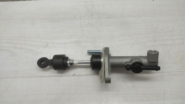 Üst Merkez Cerato geniş Delik