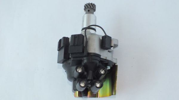 626 SEDAN 2,0 1992-1997 DİSTRİBÜTÖR KOMPLE YAN ÇIKIŞLI 6+3 FİŞLİ