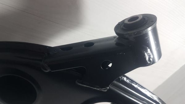 626 salıncak sağ 92-97 alt tabla rotil