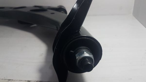 626 salıncak sağ 92-97 alt tabla rotil