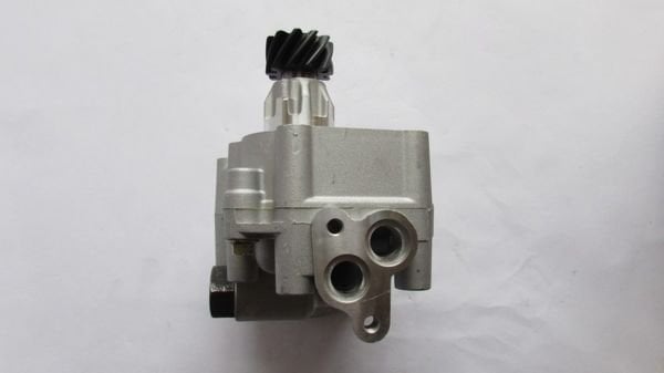 CANTER 304-449 YAĞ POMPASI