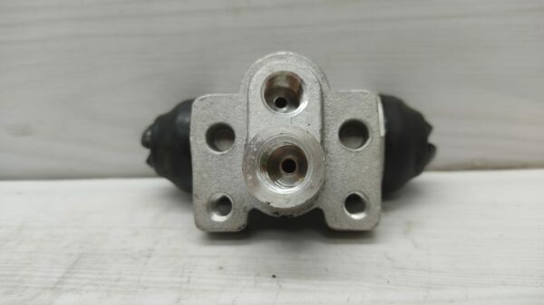 Fren Silindiri Carry 98- Sağ